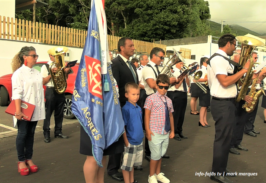 “UNIÃO URZELINENSE” abrilhantou a festa da Srª da Encarnação – Ribeira do Nabo – Ilha de São Jorge (c/ vídeo)