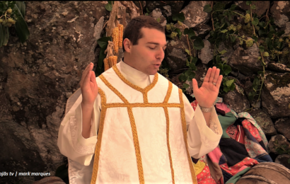 “Momento Histórico” – Missa Campal na Festa de São Martinho – Fajã D`Além – Ilha de São Jorge (c/ vídeo)