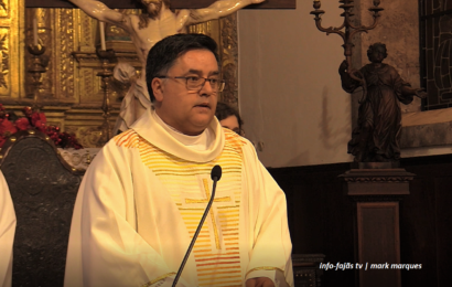 Padre António Duarte Azevedo deixa mensagem de Natal – Igreja Matriz de São Jorge (Velas) – Ilha de São Jorge (c/ vídeo)