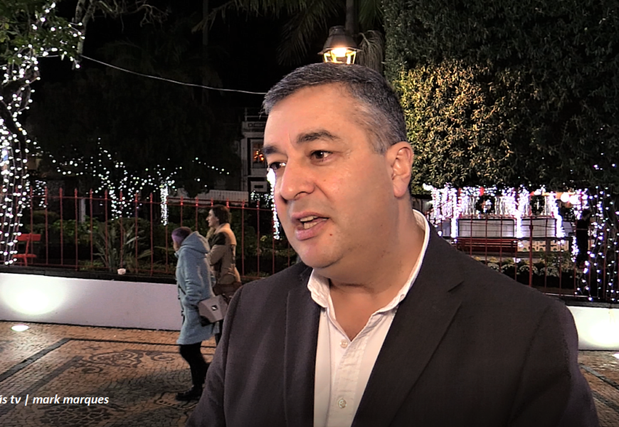 “O Município dá assim o arranque oficial da época Natalícia com o Dia das Montras” afirma Luís Silveira, Presidente do Município de Velas (c/ vídeo)