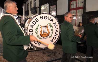 Banda Filarmónica NOVA ALIANÇA desfila em “Dia das Montras” – Velas – Ilha de São Jorge (c/ vídeo)