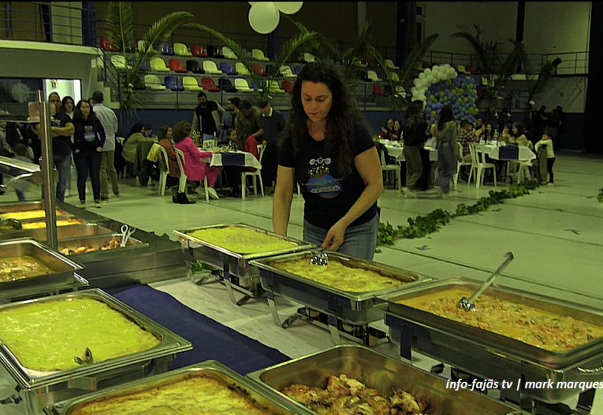 JANTAR COM CASA CHEIA – Finalistas 4º Ano EBS de Velas – Ilha de São Jorge (c/ vídeo)