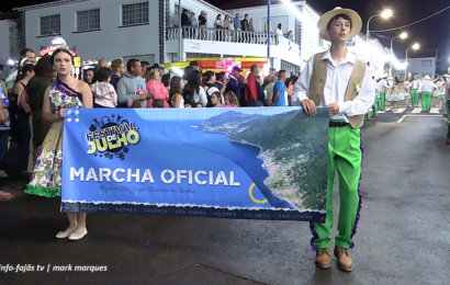 “MARCHA OFICIAL DO FESTIVAL DE JULHO 2023 – Vila da Calheta – Ilha de São Jorge (c/ vídeo)