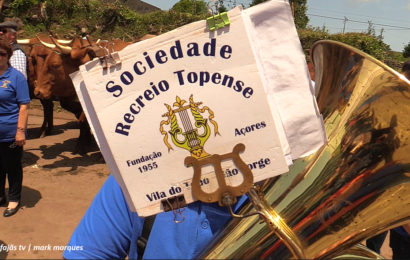 “RECREIO TOPENSE”- Abrilhantou o Bodo de Leite no lugar de São Tomé – Ilha de São Jorge (c/ vídeo)