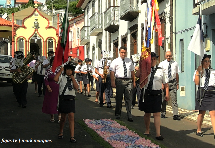 “RECREIO TOPENSE” participou na Festa de Nª Srª do Rosário – Vila do Topo – Ilha de São Jorge (c/ vídeo)