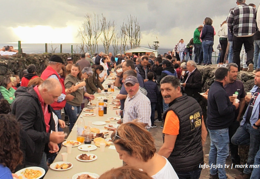 “ALMOÇO / CONVÍVIO” na Ganadaria AA – Álvaro Amarante – Ilha de São Jorge (c/ vídeo)