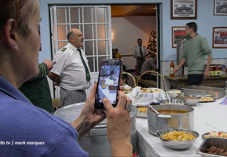 “JANTAR / CONVÍVIO” – 42º Aniversário da Banda Filarmónica Recreio de São Lázaro – Norte Pequeno – Ilha de São Jorge (c/ vídeo)
