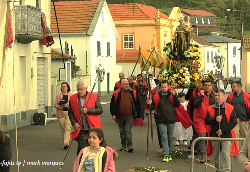SANTO AMARO em Festa – “Procissão” – Santo Amaro, Ilha de São Jorge (c/ vídeo)