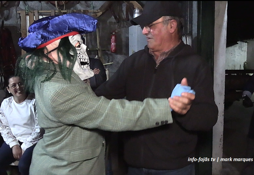 “OS MASCARADOS” (Matança do Porco) – Topo – Ilha de São Jorge (c/ vídeo)