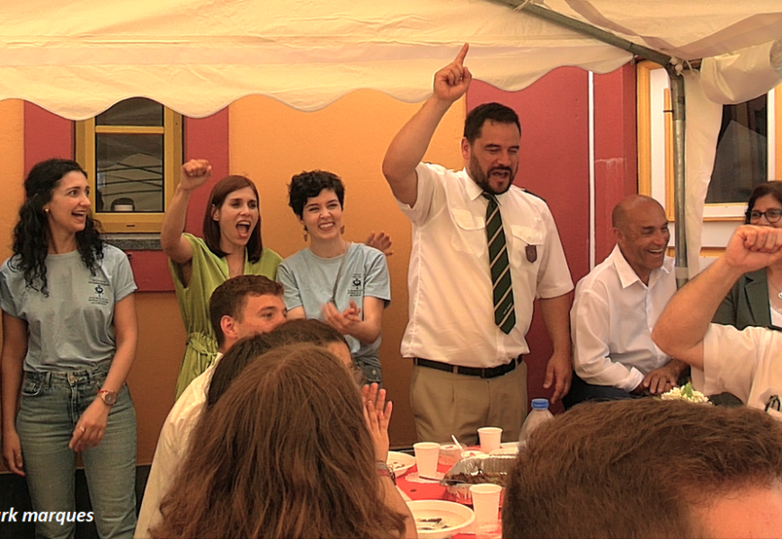 “O TRADICIONAL ALMOÇO / CONVÍVIO” – Festa da Santíssima Trindade – Vila das Velas – Ilha de São Jorge (c/ vídeo) “O TRADICIONAL ALMOÇO / CONVÍVIO” – Festa da Santíssima Trindade – Vila das Velas – Ilha de São Jorge (c/ vídeo)