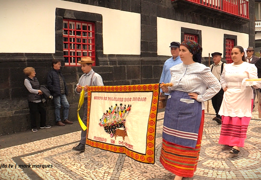 “GRUPO DE FOLCLORE DOS ROSAIS” – Festas de São Jorge – Velas – Ilha de São Jorge (c/ vídeo)