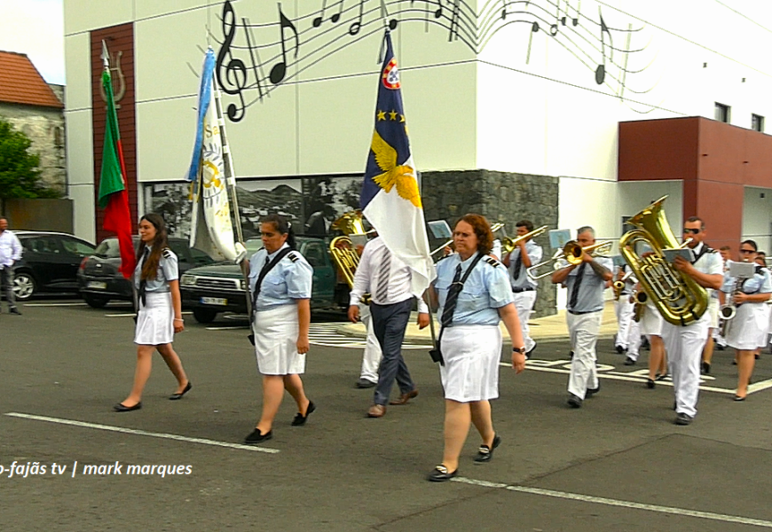 “BANDA FILARMÓNICA DE SANTO AMARO” – Festa de São João na freguesia de Santo Amaro – Ilha de São Jorge  (c/ vídeo)