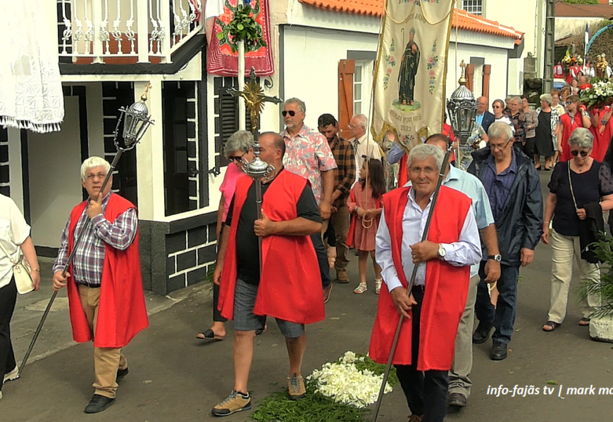 “PROCISSÃO DE SÃO JOÃO” – Festa de São João na freguesia de Santo Amaro – Ilha de São Jorge (23.06.2024) (c/ vídeo)