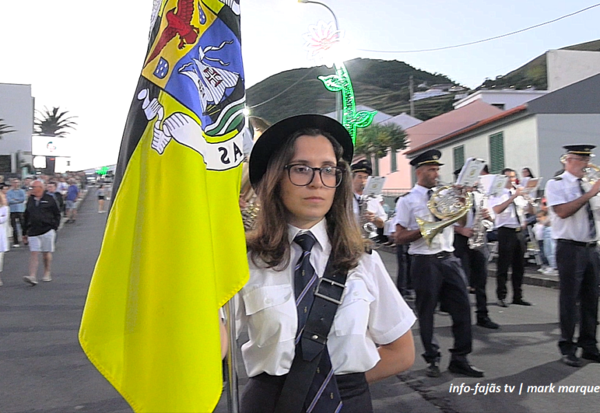“RECREIO NORTENSE” Desfila na 35ª Semana Cultural das Velas – Ilha de São Jorge (c/ vídeo)