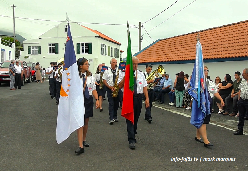 “UNIÃO URZELINENSE” abrilhantou a Festa da Srª da Encarnação – Ribeira do Nabo – Ilha de São Jorge (25.08.2024) (c/ vídeo)