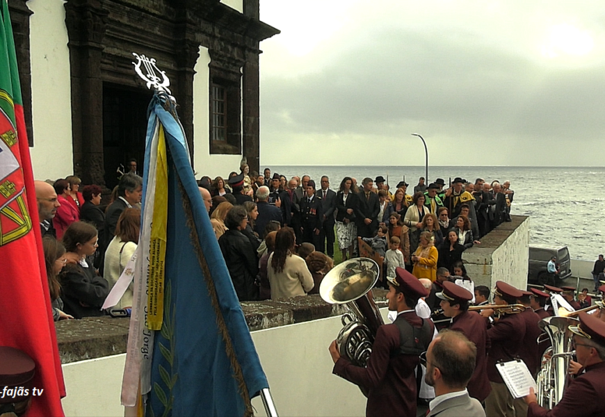 “SANTA CATARINA” é saudada pelas Bandas Filarmónicas – Vila da Calheta – Ilha de São Jorge (25.11.2024) (c/ vídeo)