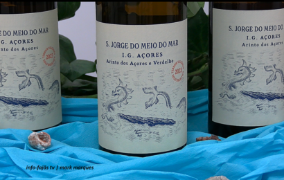 Lançamento do Vinho “SÃO JORGE DO MEIO DO MAR” – Produtor Cássio Amarante – Ilha de São Jorge (19.12.2024) (c/ vídeo)