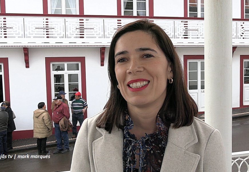 “ENTREVISTA A PAULA BORGES” – Festa de Santo Antão – Ilha de São Jorge (17.01.2025) (c/ vídeo) “ENTREVISTA A PAULA BORGES” – Festa de Santo Antão – Ilha de São Jorge (17.01.2025) (c/ vídeo)
