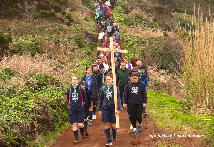 “VIA-SACRA NO TRILHO DA FAJÃ DA CALDEIRA DE SANTO CRISTO” – Ilha de São Jorge (09.03.2025) (c/ vídeo)