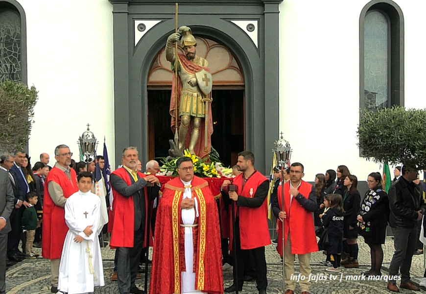 PROCISSÃO EM HONRA DE SÃO JORGE – Vila das Velas – Ilha de São Jorge (23.04.2025) (c/ vídeo)