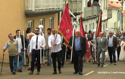 “CORTEJOS DE COROAÇÃO” – 3º Jantar do Divino Espírito Santo – Santo Antão – Ilha S. Jorge (11.05.2025) (c/ vídeo)