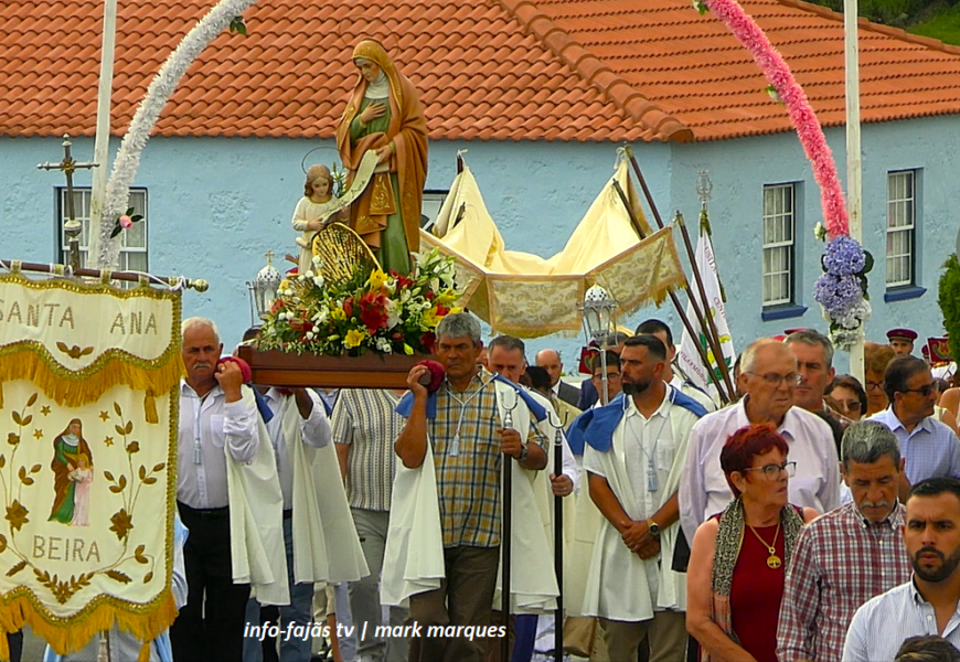 “FESTA EM HONRA DE SANT`ANA” – (Procissão) – Beira – Ilha de São Jorge (27.07.2025) (c/ vídeo) “FESTA EM HONRA DE SANT`ANA” – (Procissão) – Beira – Ilha de São Jorge (27.07.2025) (c/ vídeo)