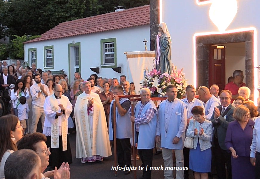 “DESPEDIDA DA IMAGEM DE Nª Srª DAS DORES” – Fajã do Ouvidor – Ilha de São Jorge (21.09.2025) (c/ vídeo)