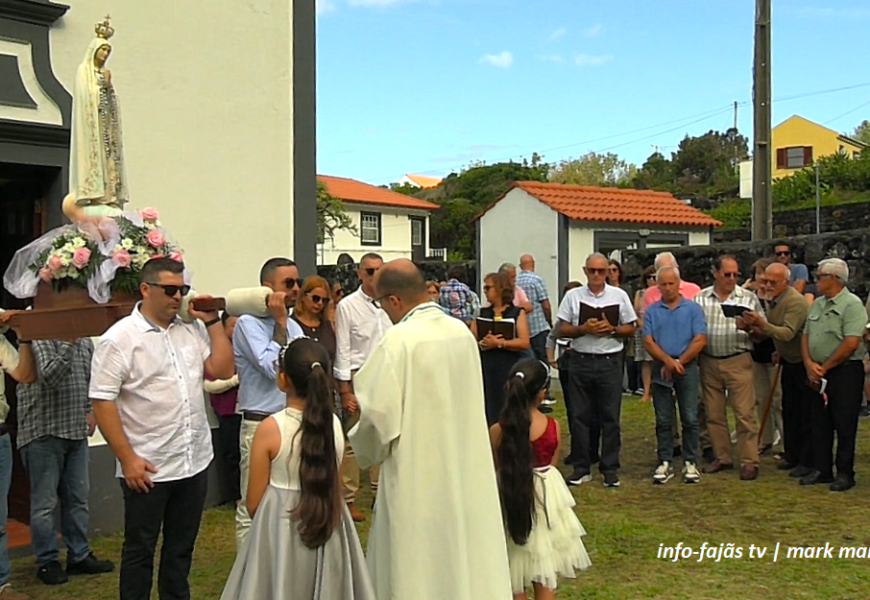 “DESPEDIDA DA IMAGEM / BEBERETE” – Festa da Srª de Fátima – Fajã da R. D`Areia – Ilha S. Jorge (13.10.2025) (c/ vídeo) “DESPEDIDA DA IMAGEM / BEBERETE” – Festa da Srª de Fátima – Fajã da R. D`Areia – Ilha S. Jorge (13.10.2025) (c/ vídeo)