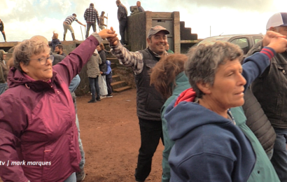 “E BAILOU-SE A CHAMARRITA” na Ganadaria GA de Gabriel Azevedo – Ilha São Jorge (25.10.2025) (c/ vídeo)