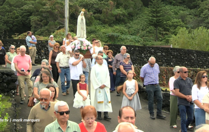 “PROCISSÃO DE Nª SRª DE FÁTIMA” – Fajã da Ribeira D`Areia – Ilha de São Jorge (13.10.2025) (c/ vídeo)