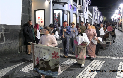 “GRUPO ETNOGRÁFICO DA BEIRA” desfila no “Dia das Montras” – Vila das Velas – Ilha de São Jorge (09.12.2025) (c/ vídeo) “GRUPO ETNOGRÁFICO DA BEIRA” desfila no “Dia das Montras” – Vila das Velas – Ilha de São Jorge (09.12.2025) (c/ vídeo)
