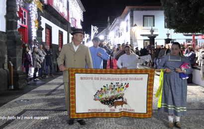 “GRUPO DE FOLCLORE DOS ROSAIS” – Dia das Montras – Vila das Velas – Ilha de São Jorge (09.12.2025) (c/ vídeo) “GRUPO DE FOLCLORE DOS ROSAIS” – Dia das Montras – Vila das Velas – Ilha de São Jorge (09.12.2025) (c/ vídeo)