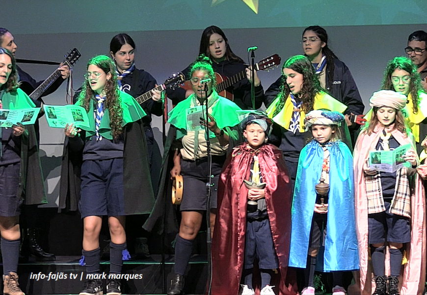 Grupo de Reis dos Escuteiros (Velas e Santo Amaro) – Auditório Municipal das Velas – Ilha de S. Jorge (06.01.2026) (c/ vídeo)