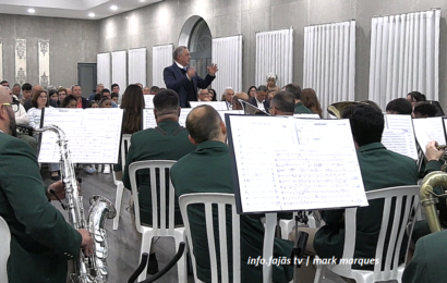 “NOVA ALIANÇA EM CONCERTO” – 126º Aniversário da Sociedade Nova Aliança – Velas – Ilha de São Jorge (05.04.2026) (c/ vídeo) “NOVA ALIANÇA EM CONCERTO” – 126º Aniversário da Sociedade Nova Aliança – Velas – Ilha de São Jorge (05.04.2026) (c/ vídeo)