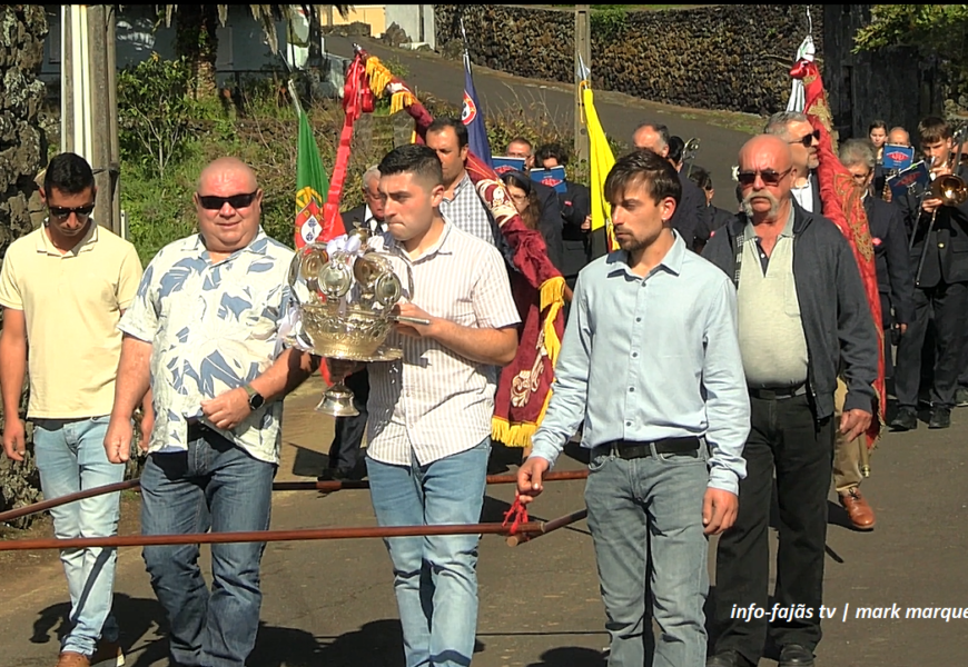 “CORTEJO DE COROAÇÃO” – Urzelina – 2º Jantar Divino Espírito Santo – Ilha de São Jorge (19.04.2026) (c/ vídeo)