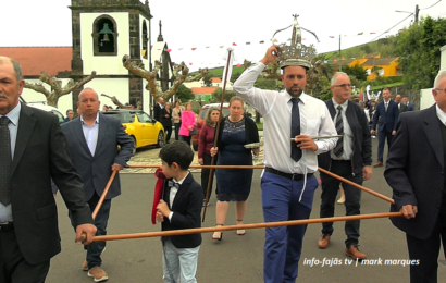 “CORTEJOS DE COROAÇÃO” – 3º Jantar do Divino Espírito Santo – Vila do Topo – Ilha S. Jorge (26.04.2026) (c/ vídeo)