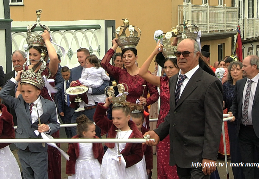 “CORTEJOS DE COROAÇÃO” – 1º Jantar do Divino Espírito Santo – Santo Antão – Ilha S. Jorge (12.04.2026) (c/ vídeo) “CORTEJOS DE COROAÇÃO” – 1º Jantar do Divino Espírito Santo – Santo Antão – Ilha S. Jorge (12.04.2026) (c/ vídeo)