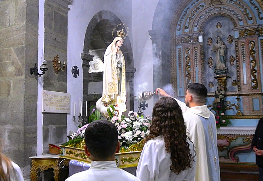 “EUCARISTIA – Nª Srª de Fátima” – Vila das Velas – Ilha de São Jorge (13.05.2026) (c/ vídeo)