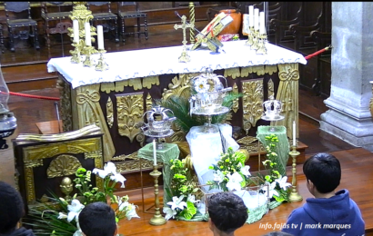 “REZAR O TERÇO AO DIVINO ESPÍRITO SANTO” – Velas – Ilha de São Jorge (30.04.2026) (c/ vídeo)