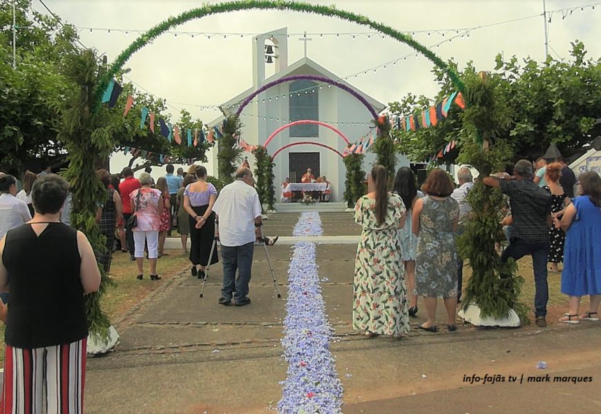 FESTA DO SENHOR BOM JESUS (MISSA) – Cruzal – Santo Antão – Ilha de São Jorge (c/ vídeo)