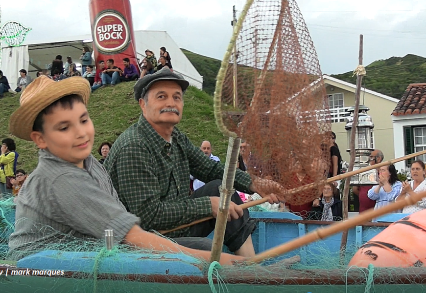 “Desfile de Carros Alegóricos” – 33ª Semana Cultural das Velas – Ilha de São Jorge (c/ vídeo)