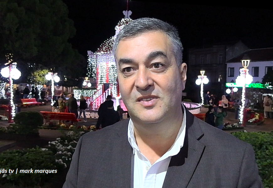 “O QUE VAI LUÍS SILVEIRA, PRESIDENTE DO MUNICÍPIO DE VELAS, PEDIR AO MENINO JESUS ESTE ANO?” – Vila das Velas – (08.12.2024) (c/ vídeo)